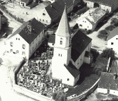 Pfarrei damals.jpg